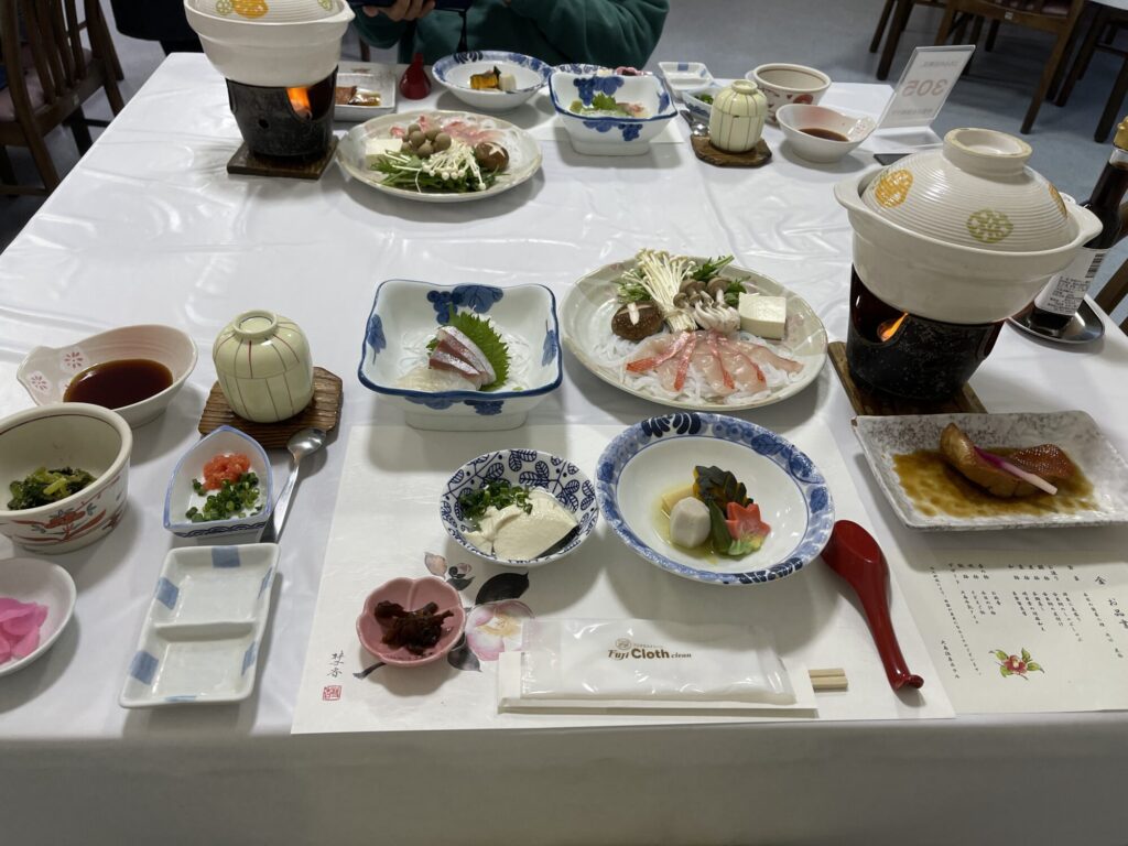 大島温泉ホテル　夕食